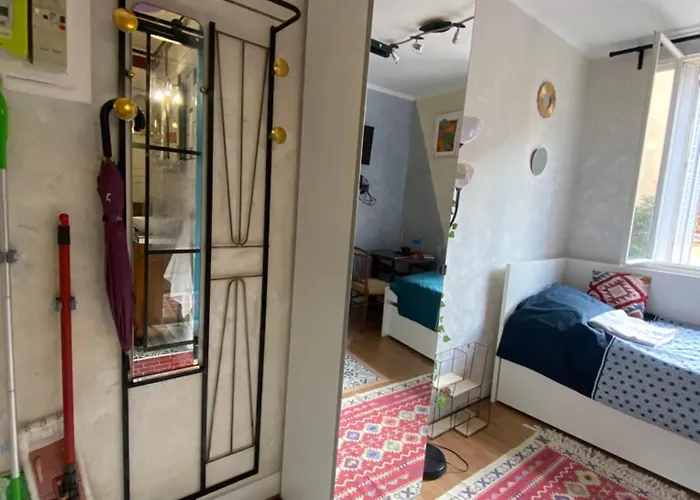 Charming Arty Paris